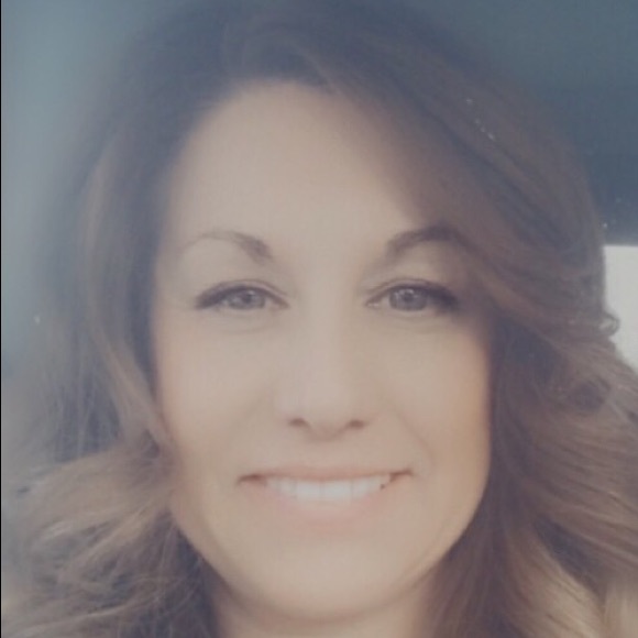 Meet your Posher, Gina - Picture 1 of 1